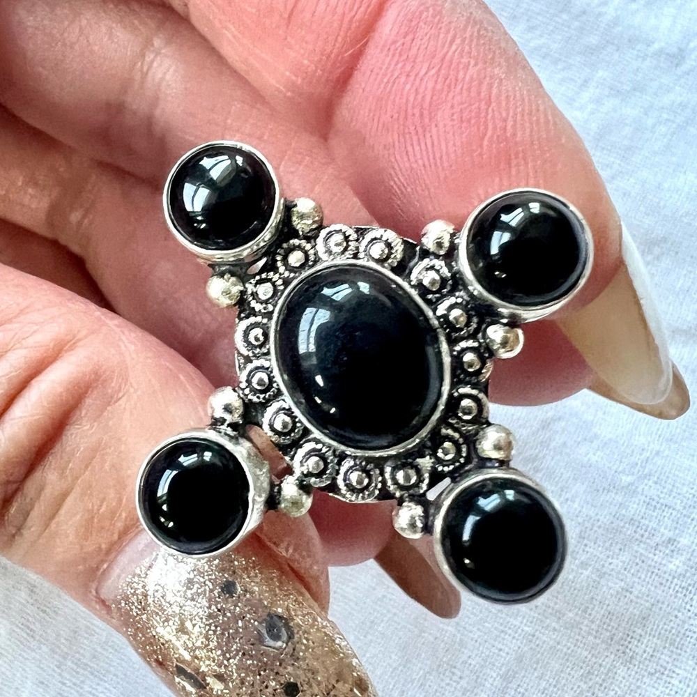 Elegant Black Onyx Sterling Silver Women's Ring Size 9.5